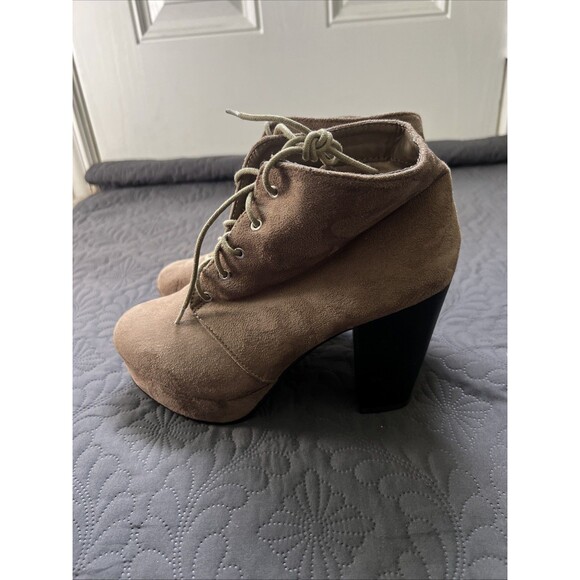 Forever Camille-86 Chunky Heel Platform Lace Up Ankle Booties Taupe SZ 8.5 NWOB - Picture 11 of 13